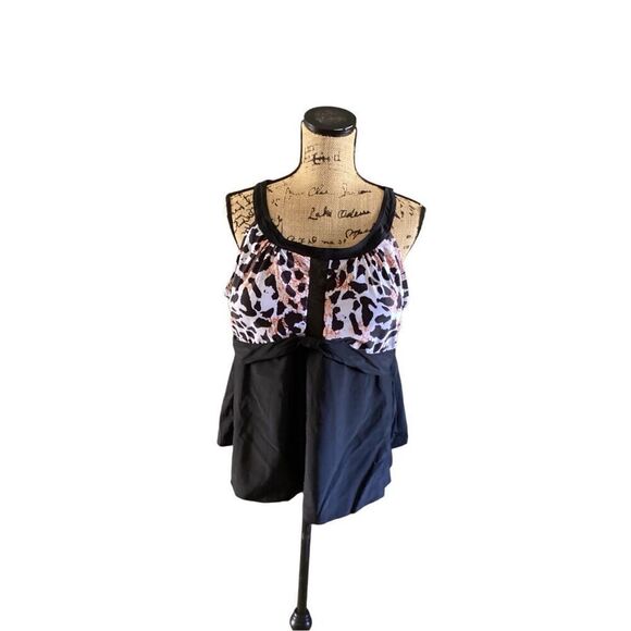 Swim top 2XL - Picture 1 of 7